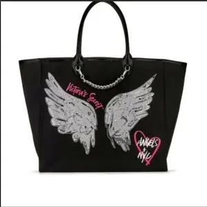 ☆Victoria's secret ANGELS ONLY限定トートバッグ☆ Victoria's Secret | Bags | Victorias Secret Angels Nyc Wings